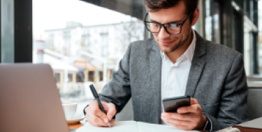 Carta econômica mensal